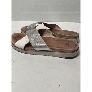 UGG Australia Women’s Size 6‎ Sandals KARI Metallic Silver Slide 1017908